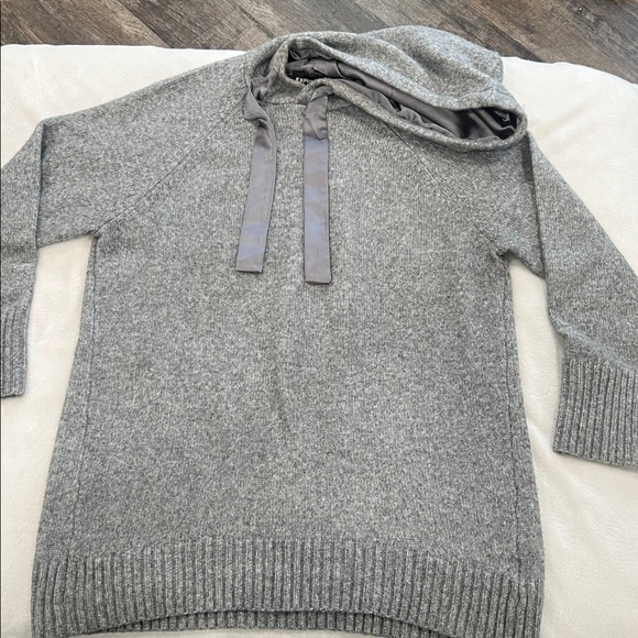 Express satin tie sweater oversized hoodie - Picture 2 of 4